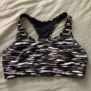 Nike Pro Sports Bra